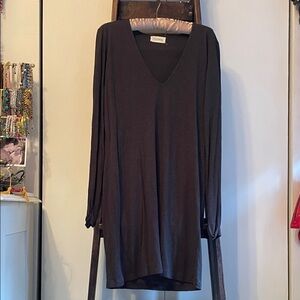 American Vintage Deep V-Neck Black Long Sleeve Top